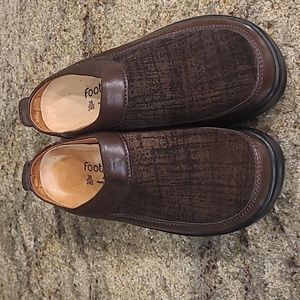 Footprints by Birkenstock brown leather mules Size 38 / US 7.5